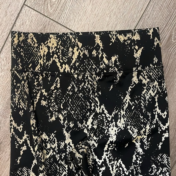 Noli Reflective Cobra Legging small - Picture 3 of 4